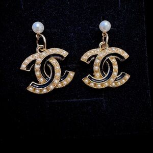 CHANEL Gold and White Pearl Interlocking C Drop Earrings